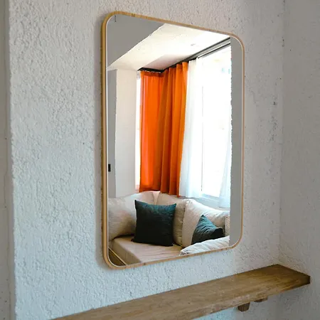 Piraye Hotel